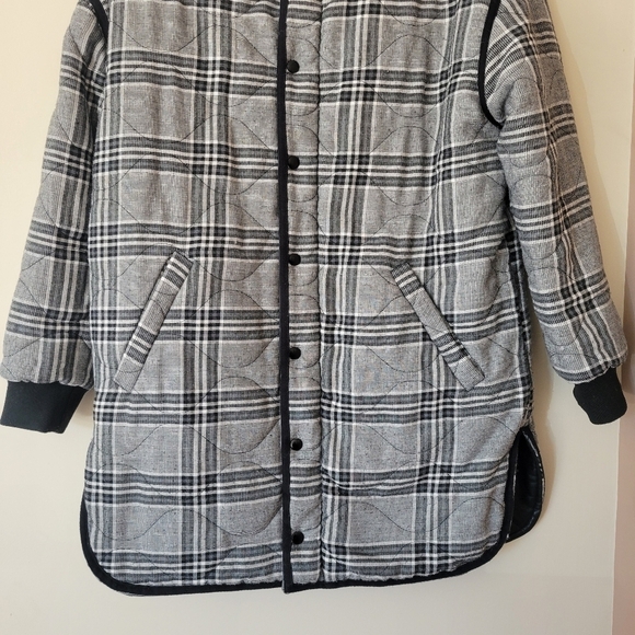 Evereve Quilted Reversible Oversized Faux Leather And Flannel Plaid Jacket Sz S - Picture 6 of 12